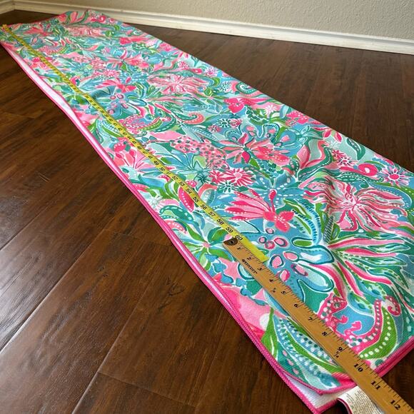 LILLY PULITZER Beach Towel Blue Pink Floral Bath Tropical Hawaiian - Picture 6 of 7
